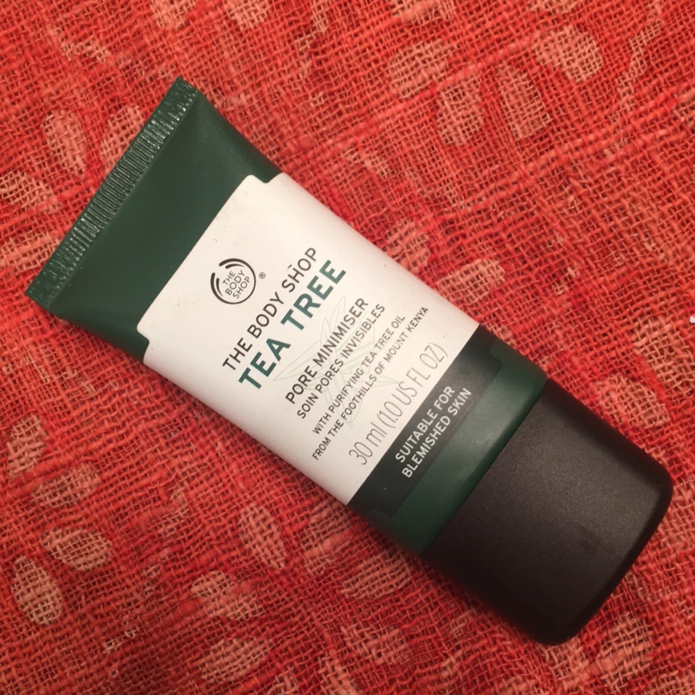 THE BODY SHOP Tea Tree Pore Minimiser